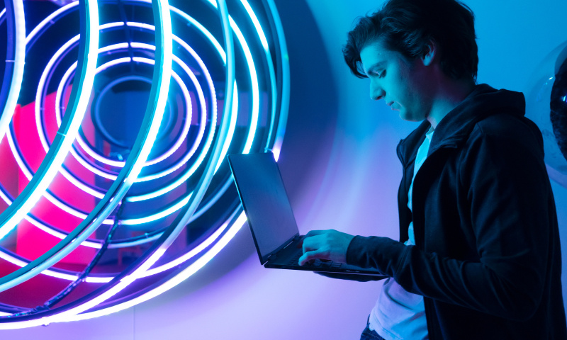 Impementation_Contact